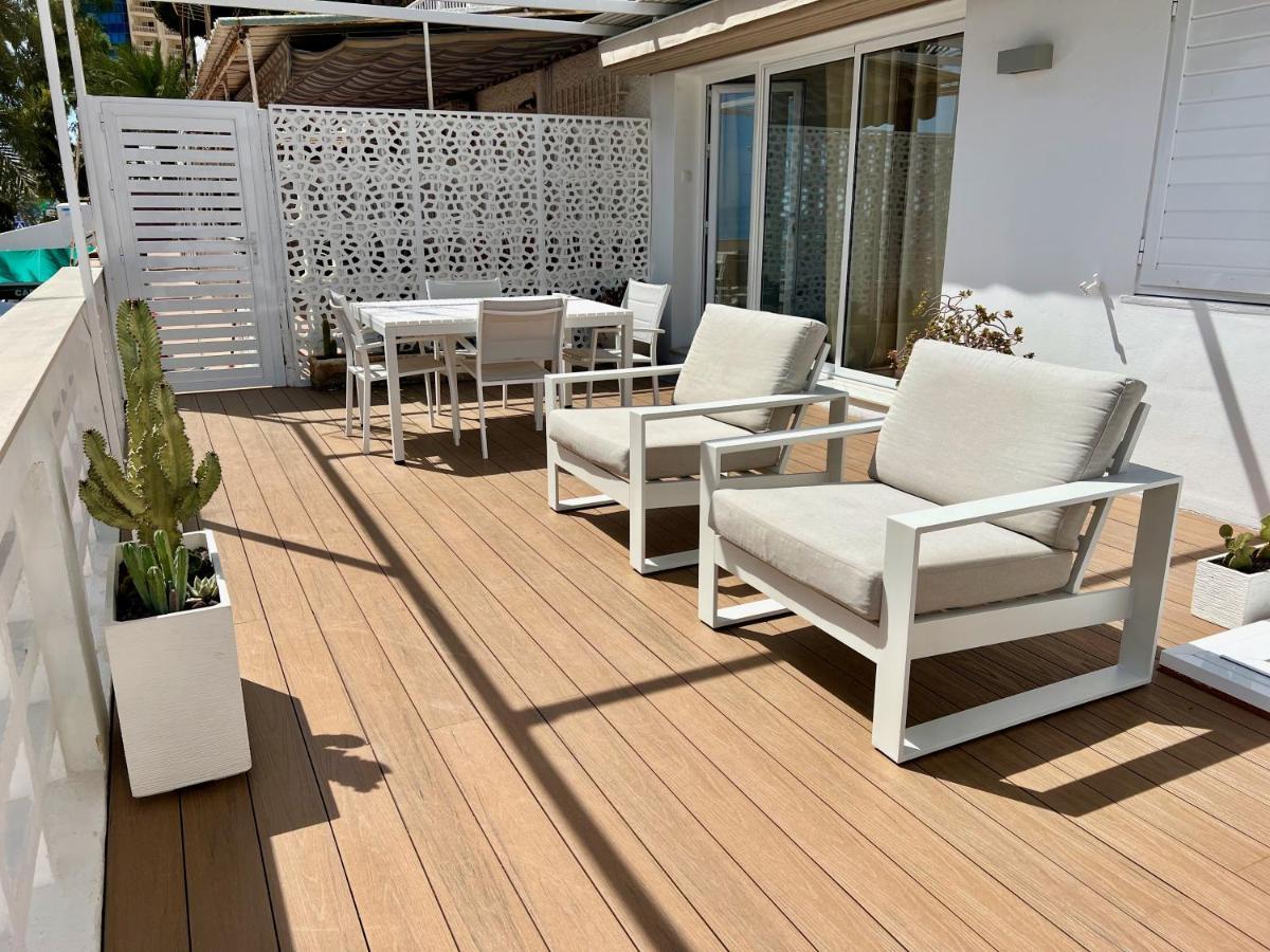 Apartment Paseo Aguadulce  Exterior photo